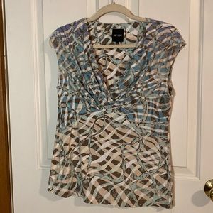 NIC + ZOE MULTI VNECK TOP SIZE M